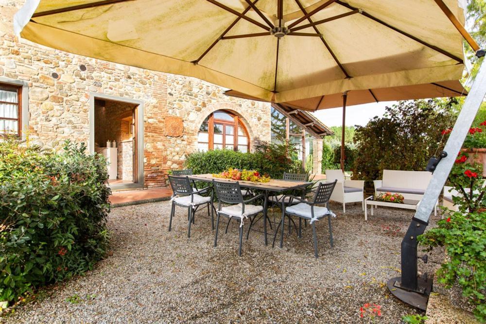 Agriturismo Il Selvino Terricciola Стая снимка